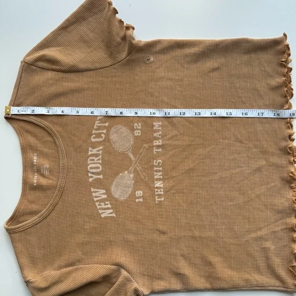 American Eagle Outfitters Graphic Baby Tee Size Large - Picture 8 of 11